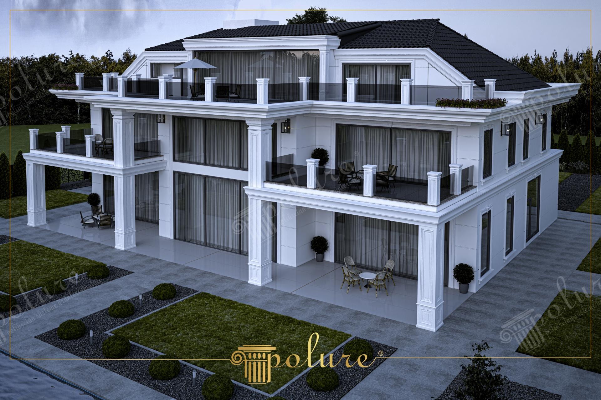 Beyaz poliüretan sütun kaplamaları, pencere söveleri ve teras balustradları ile dekore edilmiş iki katlı modern villa cephesi.