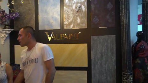 Polure Ürünleriyle Tasarlanmış İşyeri Dekorasyonu ve Mimari Uygulamalar