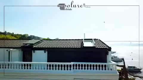 Çatı katı terasında poliüretan korkuluk babaları ve saçak bandı