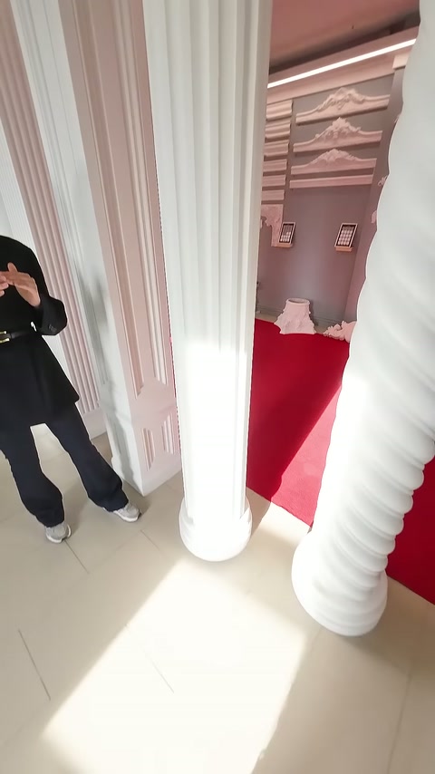 Polure Showroom Turu: Sağlam ve Hafif Poliüretan Dekorasyon Çözümleri