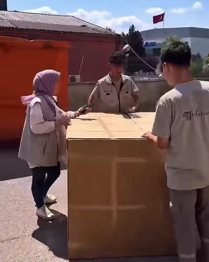 Görkemli Villa Girişleri İçin Dekoratif Poliüretan Sütun Başlığı
