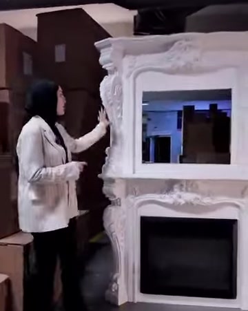 Haznesiz üst şömine modelinin kabartmalı köşe süsleri gösteriliyor
