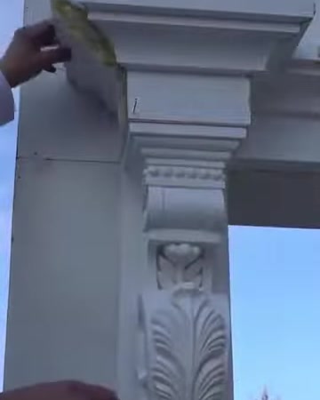 Söve kenarındaki dikey hizalama işlemi el aletiyle kontrol ediliyor