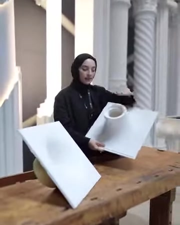 Dış bükey modelin yan profili ve kare tabanı sergileniyor