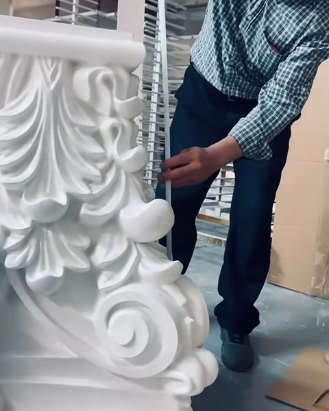 Poliüretan Pilaster Sütun Başlıkları ile Dekoratif Mimari Çözümler — 0:17