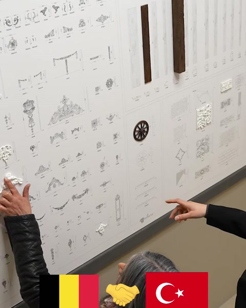 Geniş ürün panosunda çok sayıda dekoratif parça çizimi