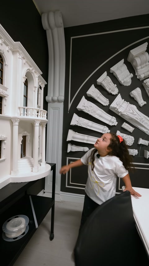 Minik Mimar Amine Sara ile Polure Showroom Turu