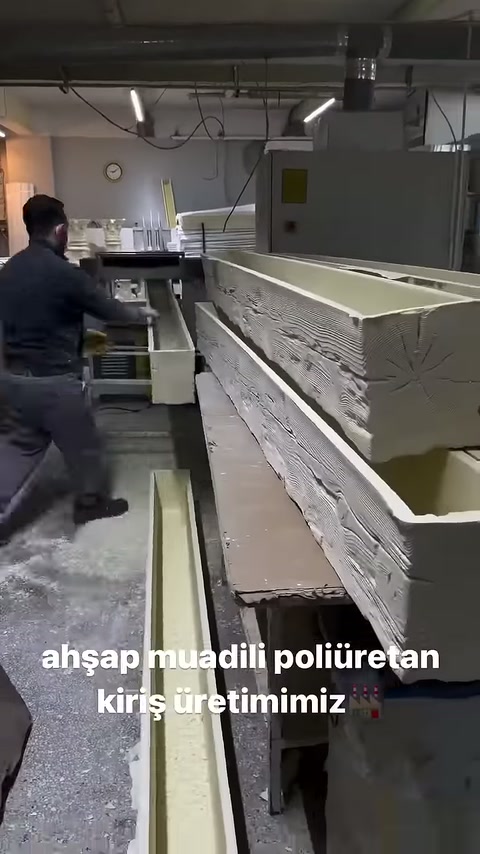 Poliüretan Kiriş İmalatı: Ahşap Dokulu Mertek ve Kütük Modelleri